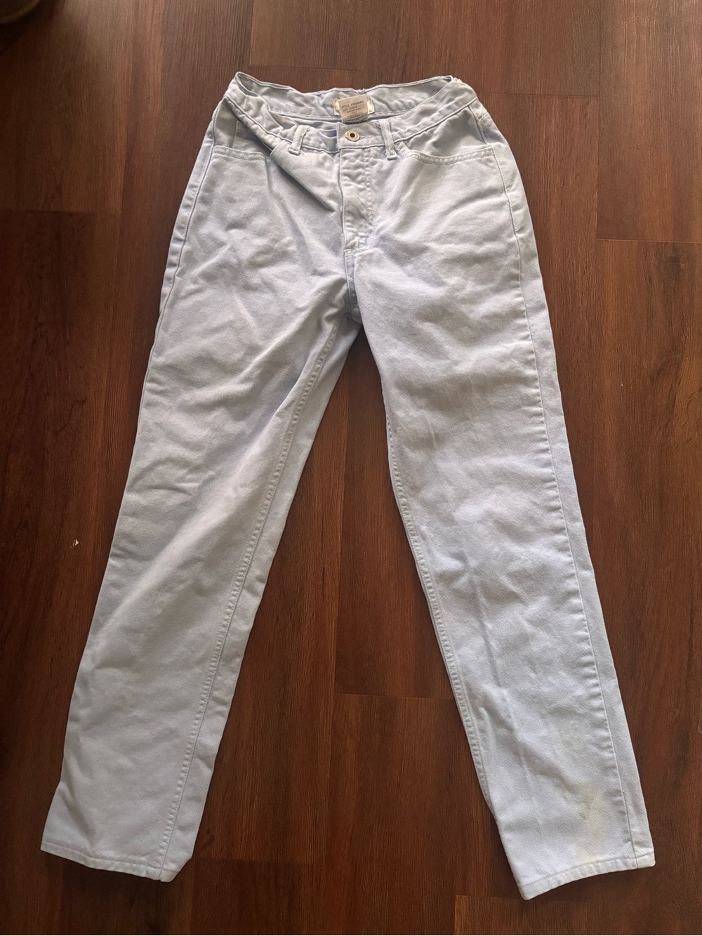 90s Vintage Women’s Light Blue Slim Straight Jeans